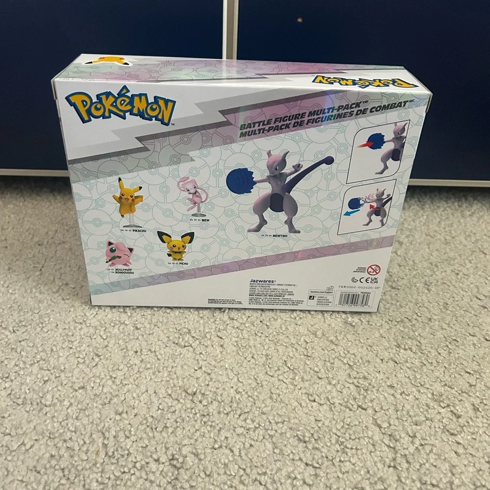 Pokémon 30th Anniversary Battle Figure Multi-Pack featuring Mew (Silver Box)